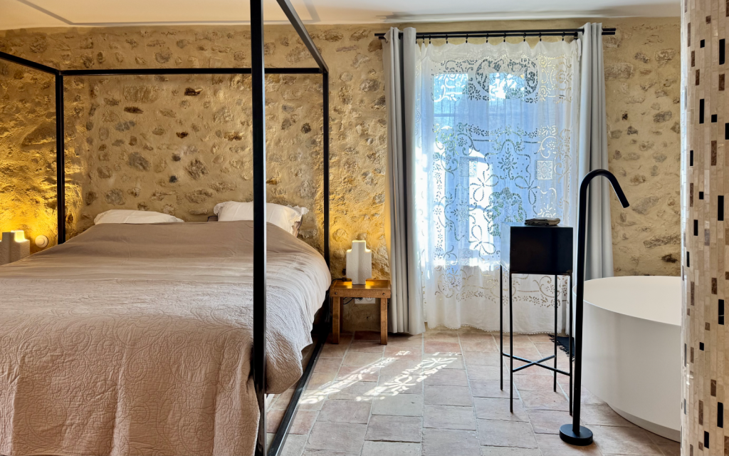 Suite Cassandre pour 2 personnes - Domaine de Ribaute